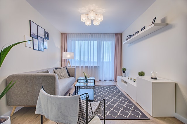 Firany deszczyk gwarantem zachwycającego designu salonu i sypialni